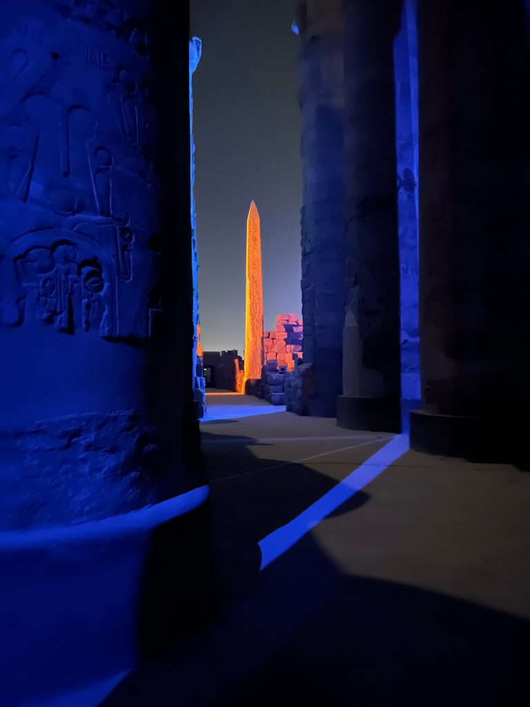 Visiter les temples du Nil la nuit : points essentiels